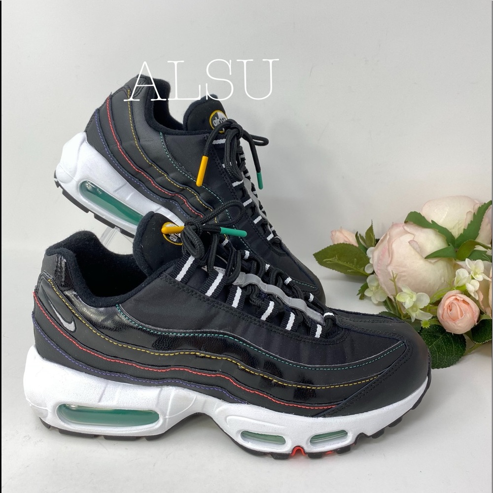 Nike Air Max 95 Premium Black Flash Crimson W - Picture 4 of 8
